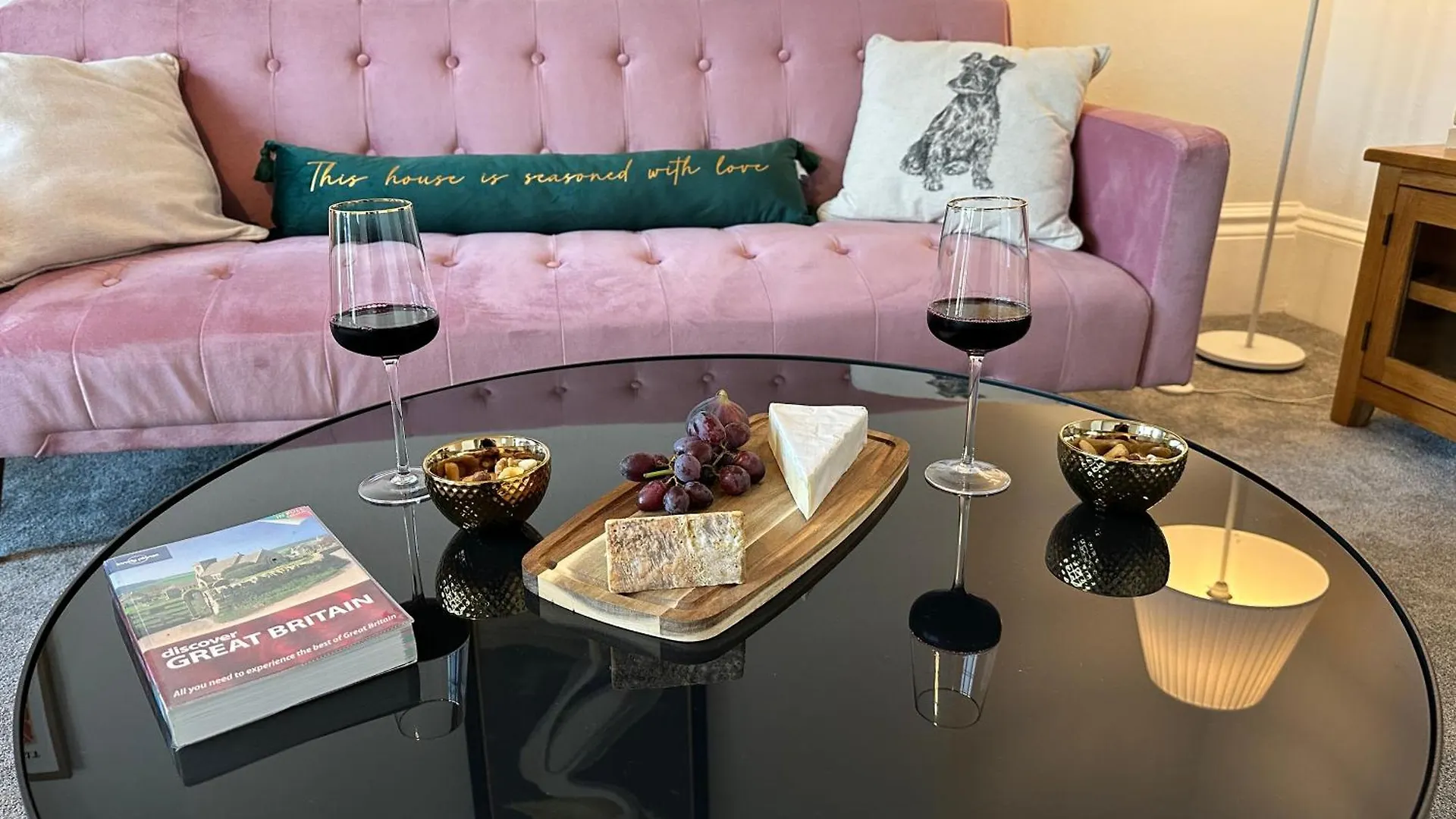 Charming & Cozy Richmond Retreat Apartment Twickenham 0*,