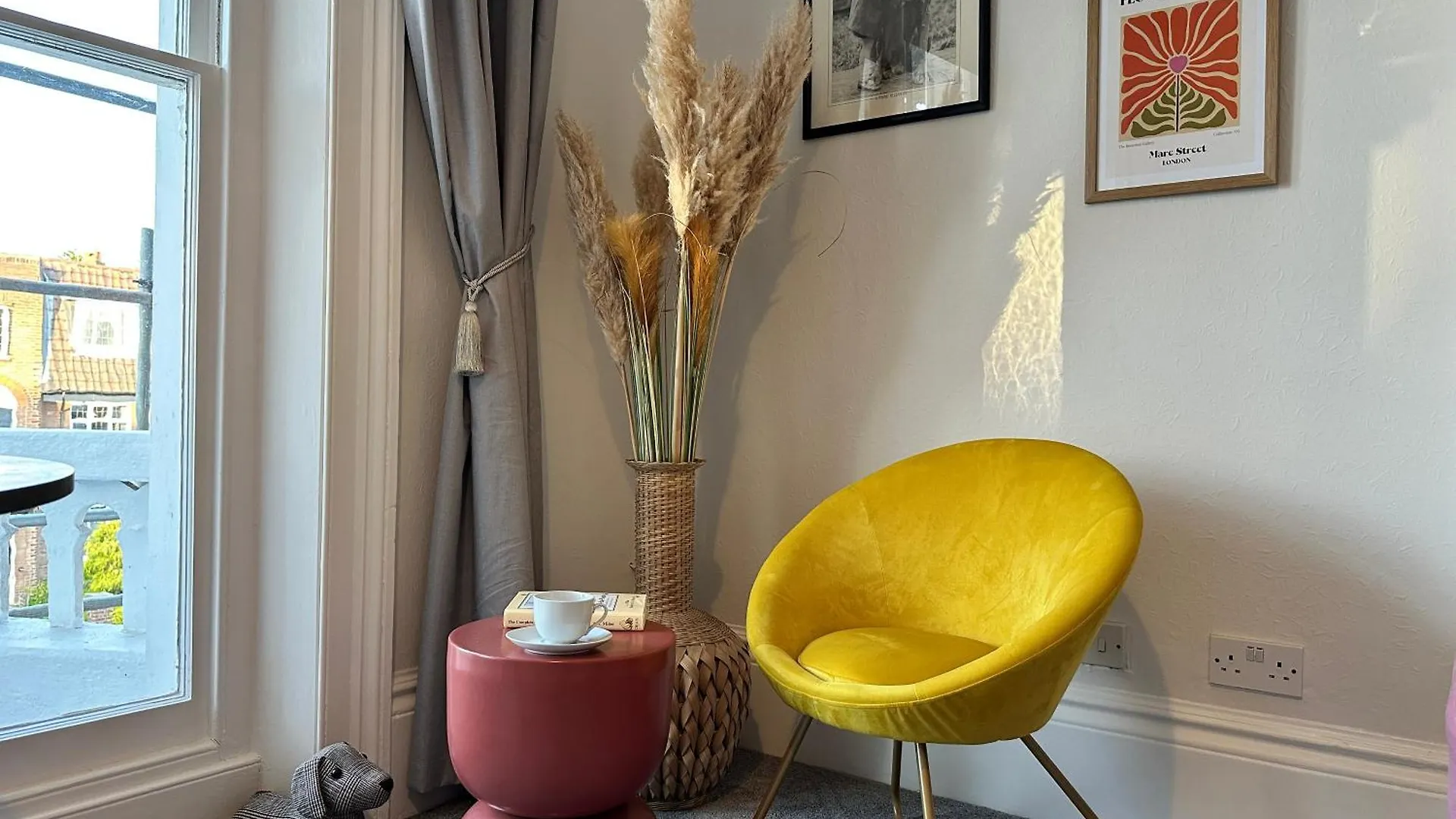 Charming & Cozy Richmond Retreat Apartment Twickenham