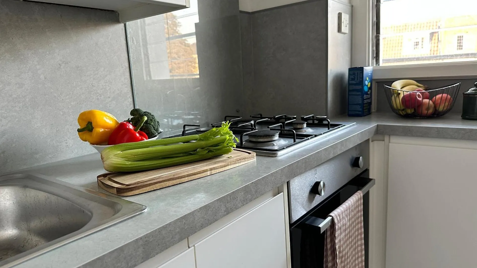 Charming & Cozy Richmond Retreat Apartment Twickenham